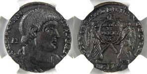 Magnentius
                    VICTORIAE D D N N AVG ET CAE Amiens 19 Bridgnorth
                    Shropshire Hoard 2007